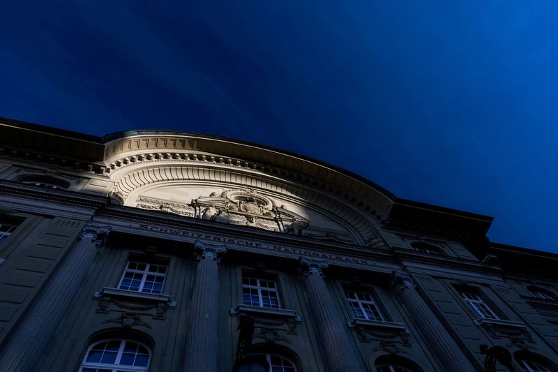 SNB Warns of Economic Uncertainty Amid Trump’s Trade War Risks