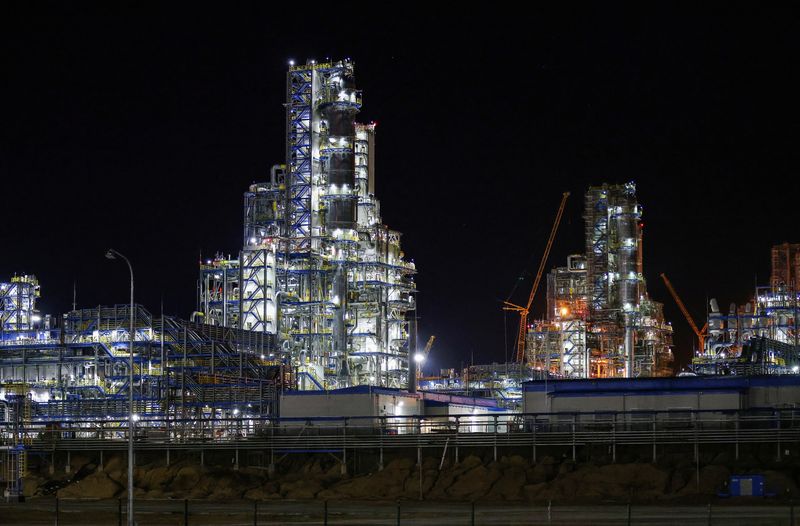 EU Plans to Cut Off All Russian Gas Imports by End-2027 Amid Ukraine Conflict