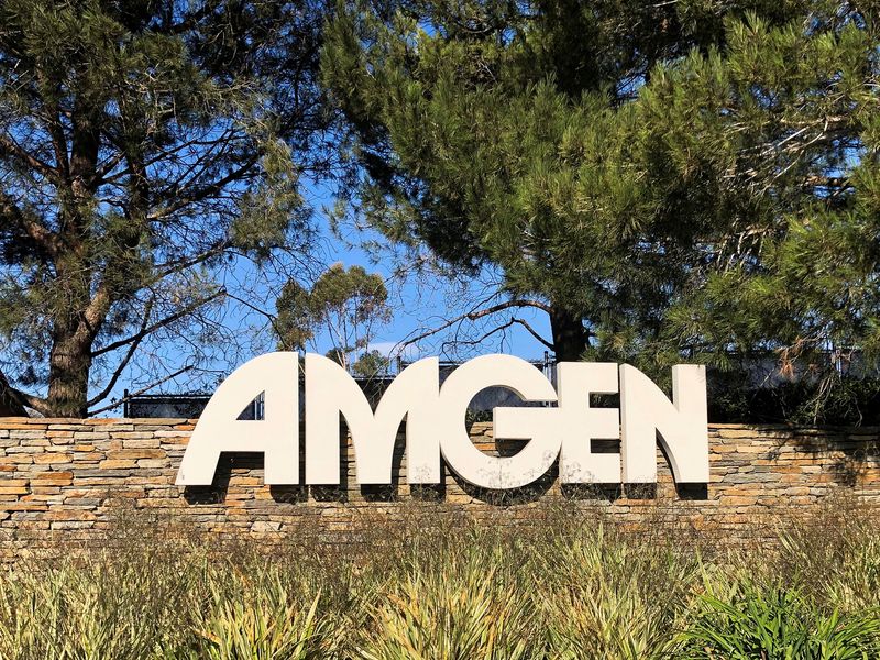 Royalty Pharma Secures Lucrative $950M Deal for Amgen’s Lung Cancer Drug Royalties