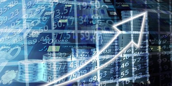 Foreign Investors Wager Big on US Stocks: But When Paradigm Shifts Occur, Historic Gains Become Hazardous Assets