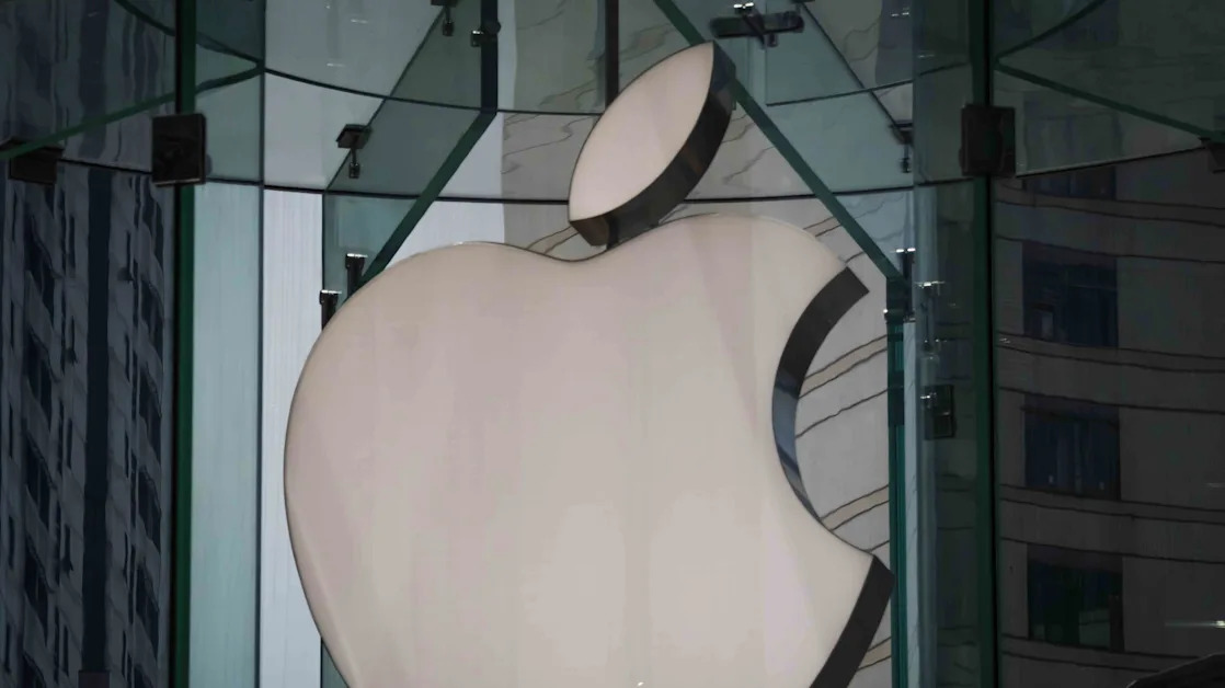 Apple Stock Slips Amid Worries About Tariff Impact