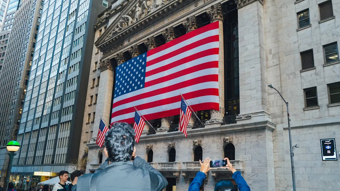 In Wall Street’s Epic Comeback, Unsolved Market Mysteries Abound