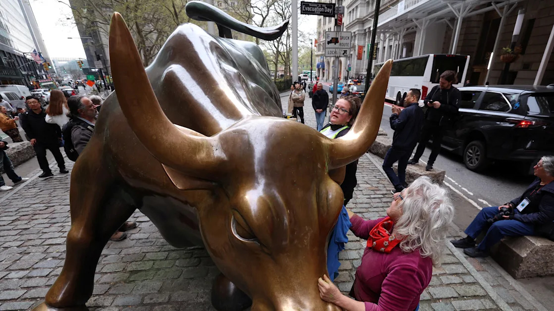 Stocks’ best winning streak since 2004 hasn’t ‘alleviated’ Wall Street’s worries