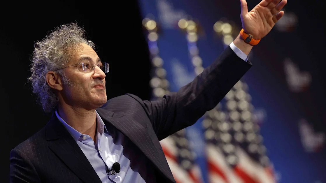 Palantir Raises Its Outlook on AI Demand, But Stock Slips as Earnings Fail To Impress