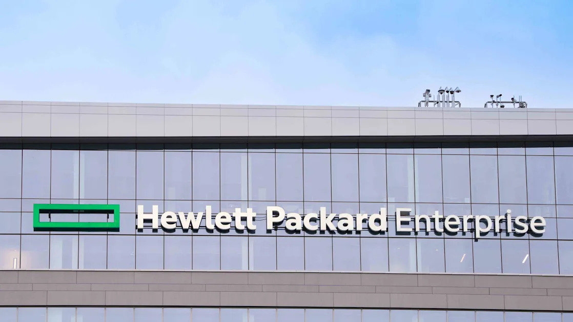 HP Enterprise Stock Jumps as Activist Elliott Builds $1.5B Stake