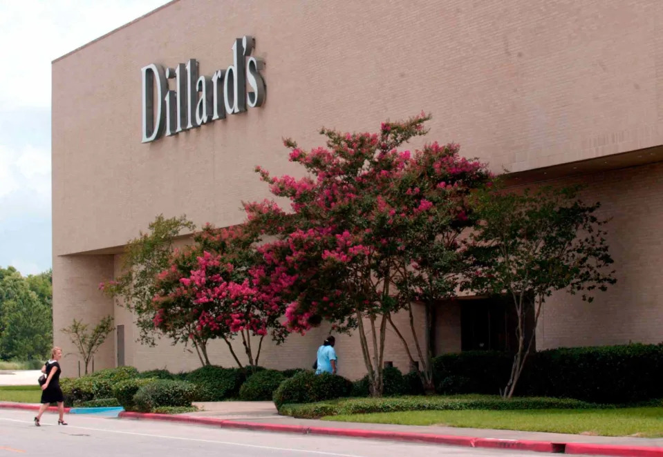 Dillard’s Stock Tumbles After Earnings Miss as Sales Drop and Expenses Rise
