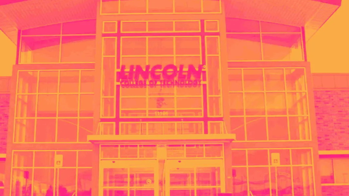 1 of Wall Street’s Favorite Stock That Stand Out and 2 to Steer Clear Of