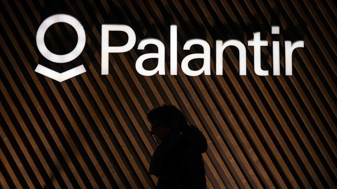 Top Stock Movers Now: Palantir, Domino’s Pizza, Nike, and More
