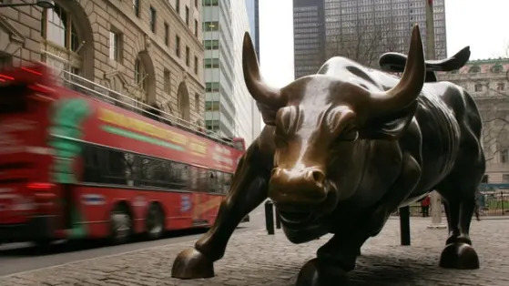 We asked 5 AI chatbots to pick stocks for 2025. Here’s what they said