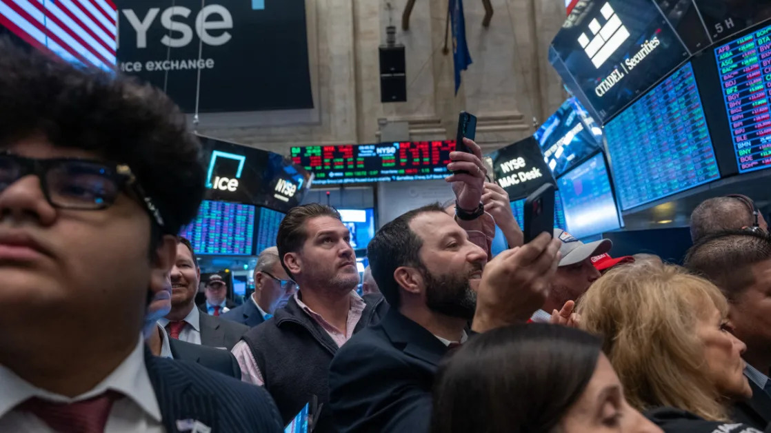 Stock Market Today: Stocks tumble on ‘hawkish’ Fed rate cut