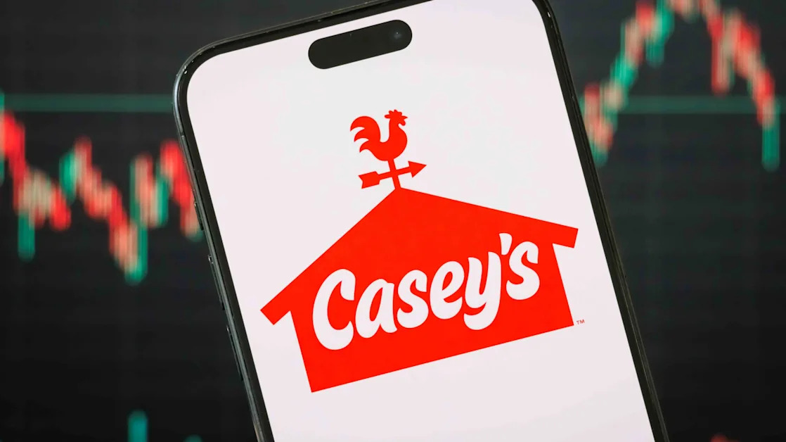 Casey’s General Stores Stock Gains Another Bull