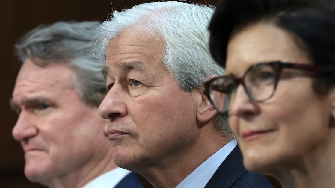 Stock rout and dealmaking freeze raise stakes for start of Wall Street’s earnings season