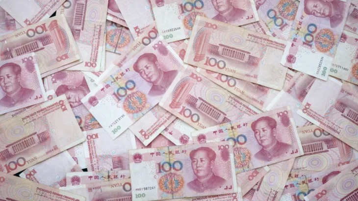 US-Listed Chinese Stocks Fall As China’s Central Bank Keeps Key Rates Steady