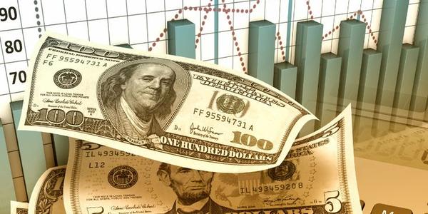 US Stocks Mixed as Consumer Confidence Hits 4-Month Low, Inflation Gauge Steady