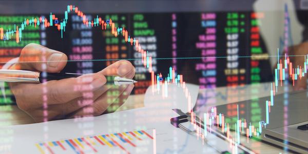 Simple Moving Average vs Exponential Moving Average
