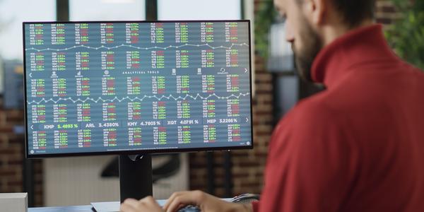 Travel and Vacation Providers Stocks Q4 Recap: Benchmarking Hilton Grand Vacations (NYSE:HGV)