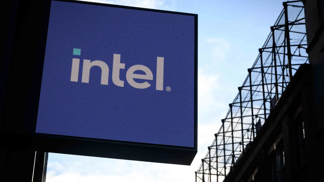 What’s Next for Intel Stock After a Punishing Year? Some Say to ‘Stay Far Away’