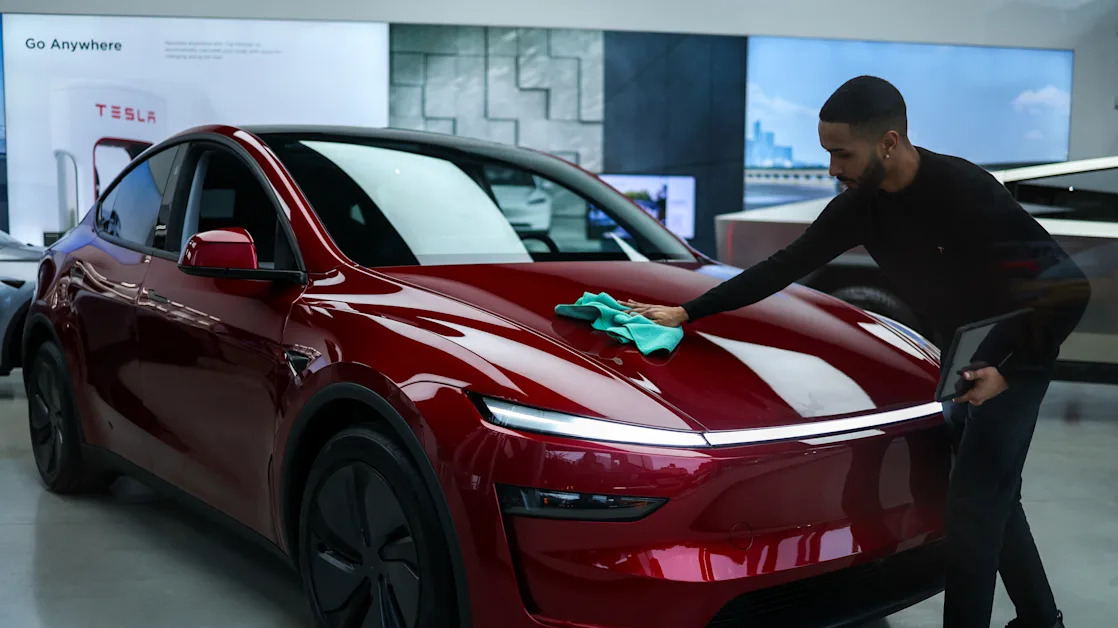 Tesla stock sinks as Europe sales tank on rival offerings, Musk blowback