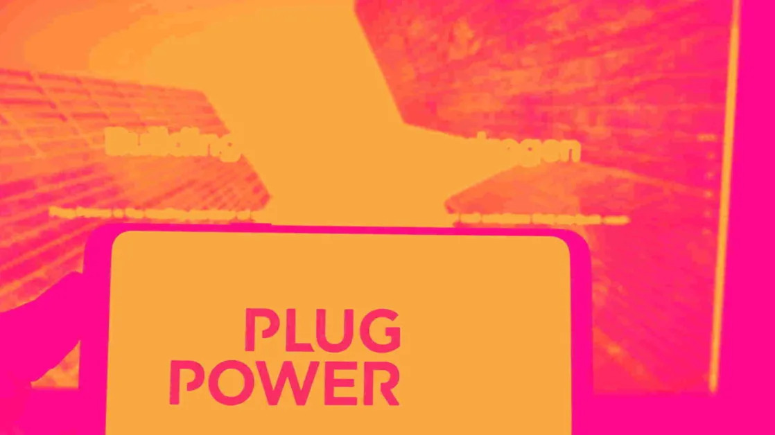 3 Reasons to Avoid PLUG and 1 Stock to Buy Instead