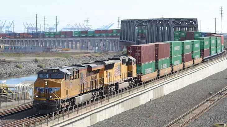 New US tariffs hit railroad stocks in early trading