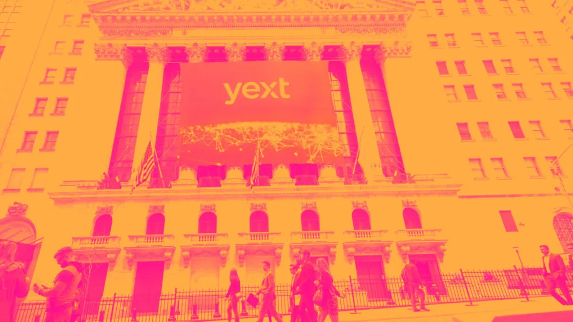 1 of Wall Street’s Favorite Stock to Target This Week and 2 to Be Wary Of