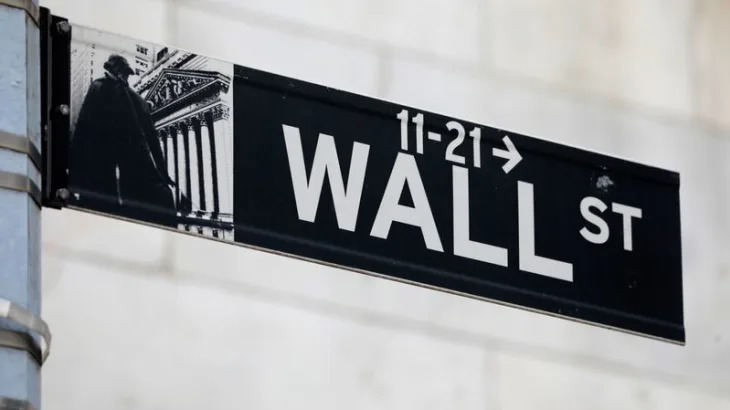 Futures flat ahead of economic data, investors keep an eye on Trump’s plans