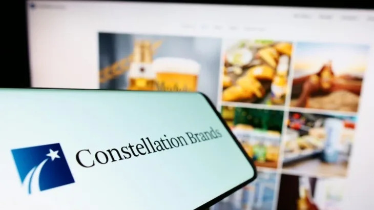 Beer Maker Constellation Brands’ Q3 Sales Hit By Subdued Spending; Stock Slides