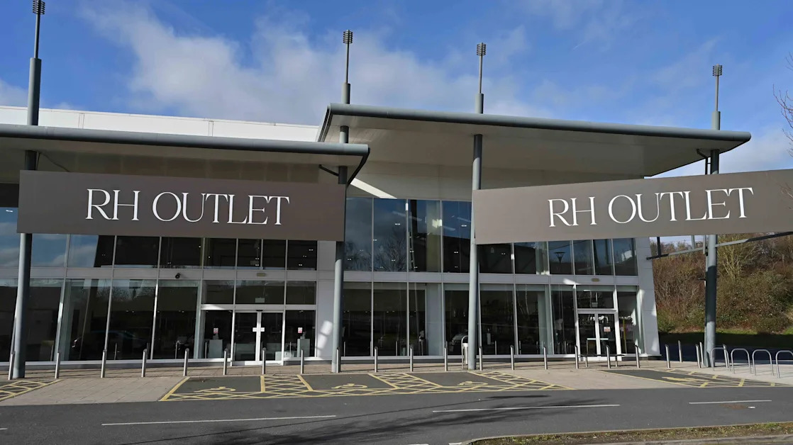 RH Stock Plummets as Outlook Disappoints Amid ‘Worst Housing Market in 50 Years’