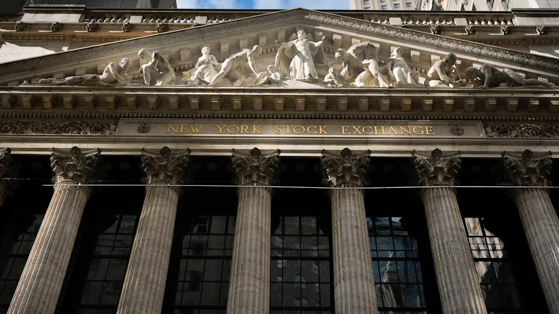 Stock market today: Wall Street swings in final hours of trading before Trump’s tariff announcement
