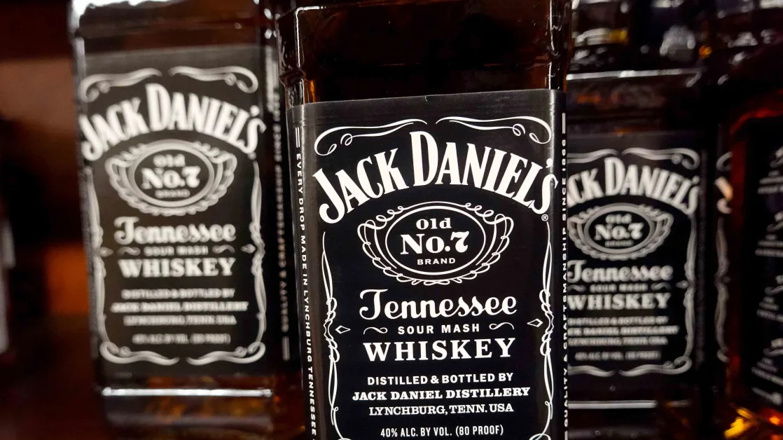 Jack Daniel’s Parent Tops S&P 500 on Smaller-Than-Expected Revenue Slide