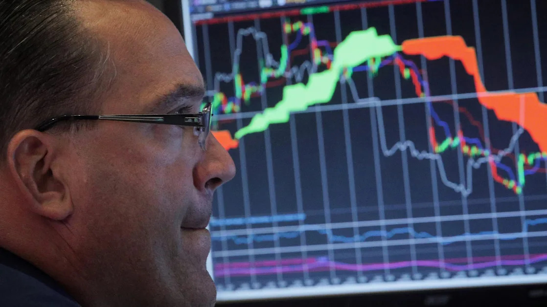 A bearish ‘death cross’ just flashed in the S&P 500 and Nasdaq