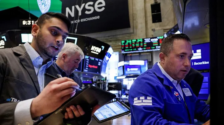 Hedge funds give up half of 2025 gains in ‘challenging’ markets, says Goldman Sachs
