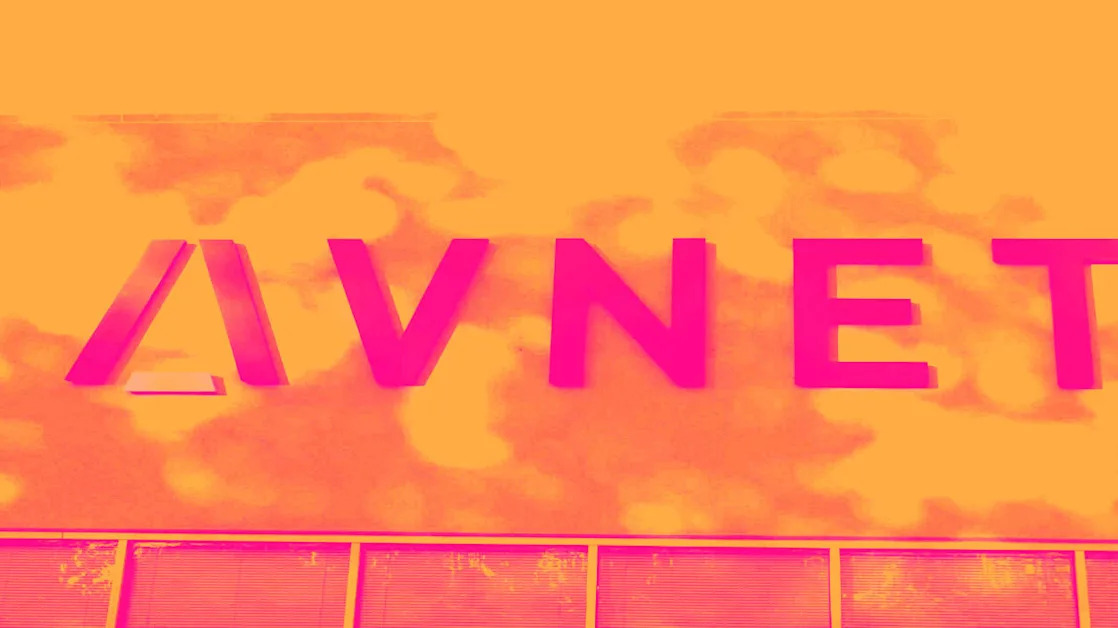 3 Reasons to Sell AVT and 1 Stock to Buy Instead