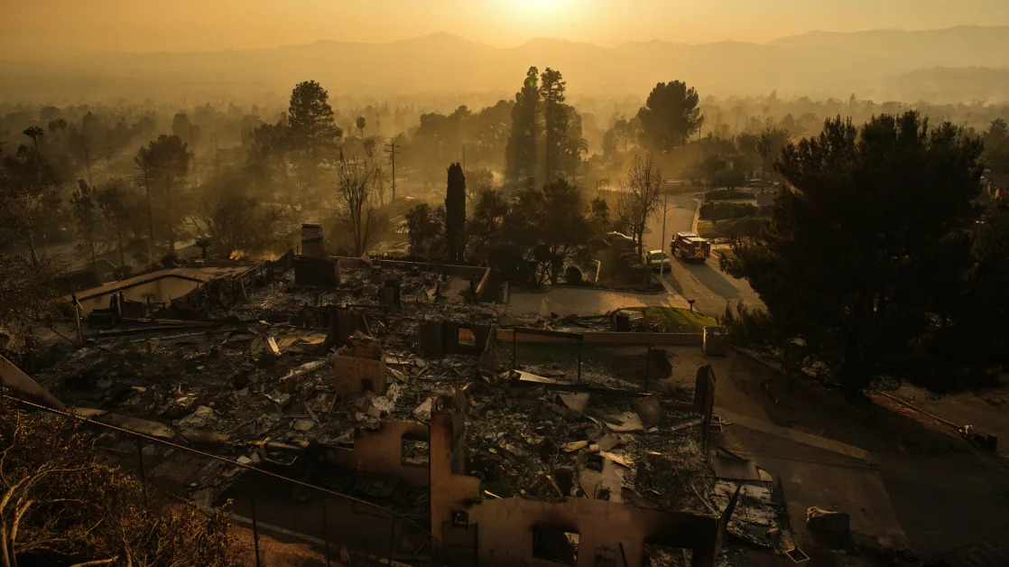 Southern California Edison parent’s stock falls amid investigation, lawsuit over alleged role in LA wildfires