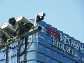 China Prepares Retaliation Following US Blacklisting of Tech Giants