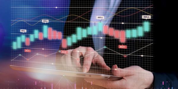 US Economy Stalls, AI’s Impact Softens Labor Demand