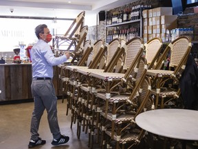 Canadian Restaurants Urged for Aid Amid Omicron Threat