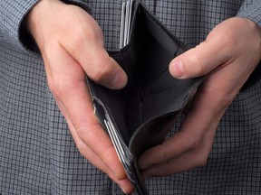 Canadians Remain Gloomy on Economy, Housing, Finances
