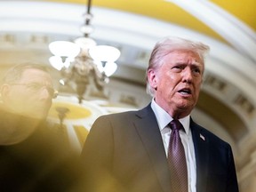 Trump Team Considers Gradual Tariff Hikes